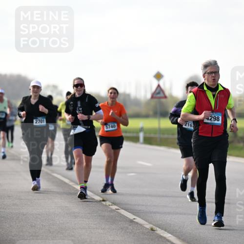 12.04.2026 - 45. Internationalen Wilhelmsburger Insellauf Dr. Thomas Lammeyer http://msf.ph/oto/9445871 12.04.2026 10:24:41 Laufen 2701, 5740, 216, 4298, 275 meine-sportfotos.de