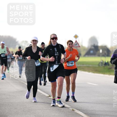 12.04.2026 - 45. Internationalen Wilhelmsburger Insellauf Dr. Thomas Lammeyer http://msf.ph/oto/9445879 12.04.2026 10:24:42 Laufen 270, 3, 5740, 2162, 42 meine-sportfotos.de