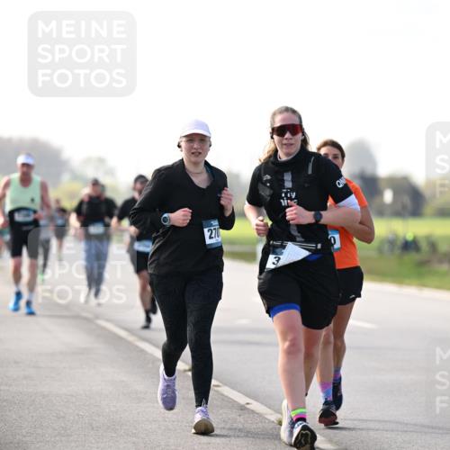 12.04.2026 - 45. Internationalen Wilhelmsburger Insellauf Dr. Thomas Lammeyer http://msf.ph/oto/9445888 12.04.2026 10:24:44 Laufen 270, 3 meine-sportfotos.de