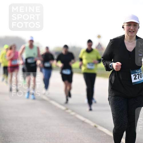 12.04.2026 - 45. Internationalen Wilhelmsburger Insellauf Dr. Thomas Lammeyer http://msf.ph/oto/9445892 12.04.2026 10:24:46 Laufen 270, 3237 meine-sportfotos.de