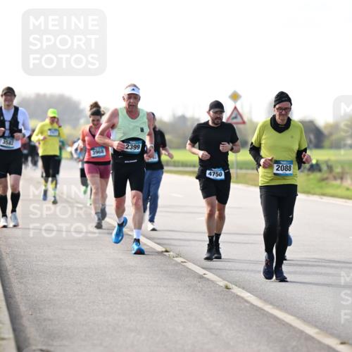 12.04.2026 - 45. Internationalen Wilhelmsburger Insellauf Dr. Thomas Lammeyer http://msf.ph/oto/9445903 12.04.2026 10:24:48 Laufen 3582, 3968, 2399, 4750, 2088 meine-sportfotos.de