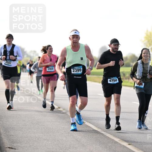 12.04.2026 - 45. Internationalen Wilhelmsburger Insellauf Dr. Thomas Lammeyer http://msf.ph/oto/9445913 12.04.2026 10:24:50 Laufen 3582, 3968, 2399, 4750, 2088 meine-sportfotos.de