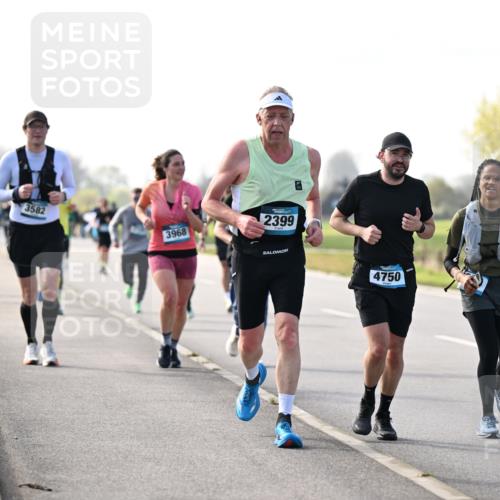 12.04.2026 - 45. Internationalen Wilhelmsburger Insellauf Dr. Thomas Lammeyer http://msf.ph/oto/9445915 12.04.2026 10:24:51 Laufen 3582, 3968, 2399, 4750, 2088 meine-sportfotos.de