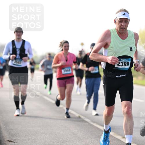 12.04.2026 - 45. Internationalen Wilhelmsburger Insellauf Dr. Thomas Lammeyer http://msf.ph/oto/9445923 12.04.2026 10:24:52 Laufen 2399, 4750 meine-sportfotos.de
