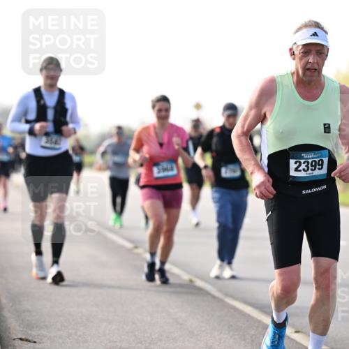 12.04.2026 - 45. Internationalen Wilhelmsburger Insellauf Dr. Thomas Lammeyer http://msf.ph/oto/9445924 12.04.2026 10:24:52 Laufen 2399, 4750 meine-sportfotos.de