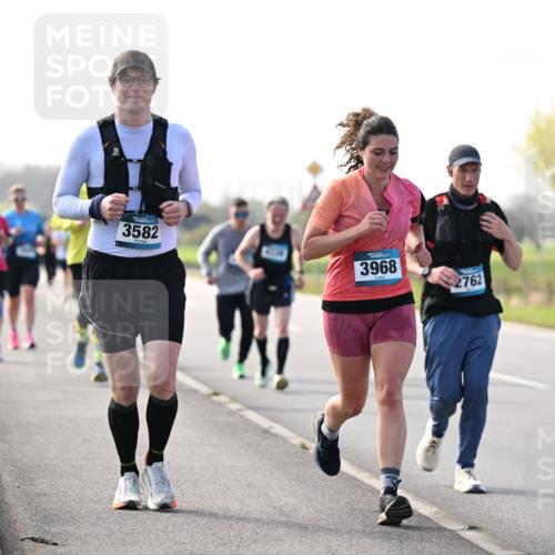 12.04.2026 - 45. Internationalen Wilhelmsburger Insellauf Dr. Thomas Lammeyer http://msf.ph/oto/9445932 12.04.2026 10:24:53 Laufen 3582, 3968, 2762 meine-sportfotos.de