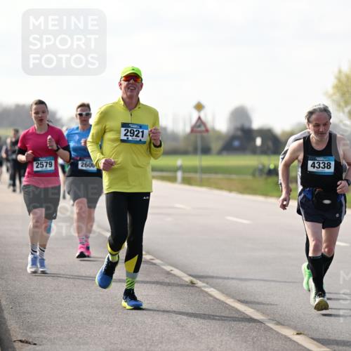 12.04.2026 - 45. Internationalen Wilhelmsburger Insellauf Dr. Thomas Lammeyer http://msf.ph/oto/9445956 12.04.2026 10:24:57 Laufen 2579, 2600, 2921, 4338 meine-sportfotos.de