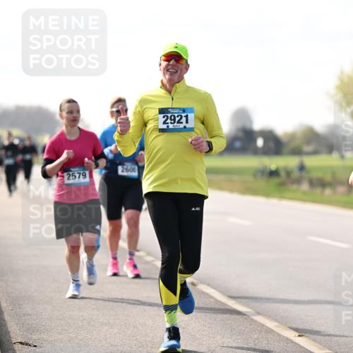 12.04.2026 - 45. Internationalen Wilhelmsburger Insellauf Dr. Thomas Lammeyer http://msf.ph/oto/9445961 12.04.2026 10:24:58 Laufen 2579, 2600, 2921, 4338 meine-sportfotos.de
