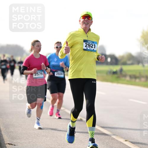 12.04.2026 - 45. Internationalen Wilhelmsburger Insellauf Dr. Thomas Lammeyer http://msf.ph/oto/9445963 12.04.2026 10:24:58 Laufen 2579, 2600, 2921, 4338 meine-sportfotos.de