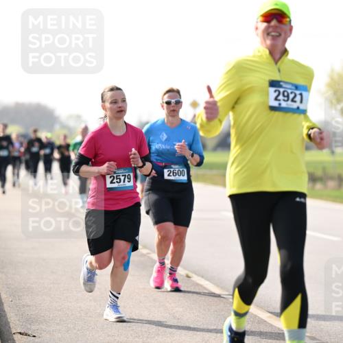 12.04.2026 - 45. Internationalen Wilhelmsburger Insellauf Dr. Thomas Lammeyer http://msf.ph/oto/9445966 12.04.2026 10:24:59 Laufen 2579, 2600, 2921 meine-sportfotos.de