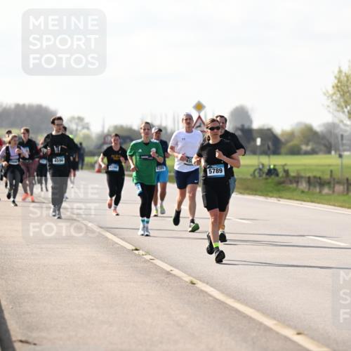12.04.2026 - 45. Internationalen Wilhelmsburger Insellauf Dr. Thomas Lammeyer http://msf.ph/oto/9445976 12.04.2026 10:25:03 Laufen 4596, 2389, 5789 meine-sportfotos.de