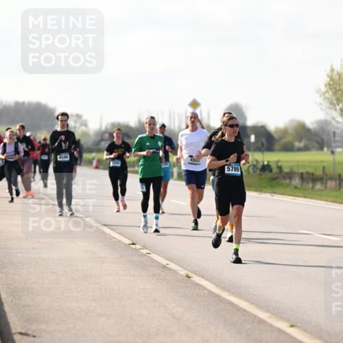 12.04.2026 - 45. Internationalen Wilhelmsburger Insellauf Dr. Thomas Lammeyer http://msf.ph/oto/9445979 12.04.2026 10:25:04 Laufen 4596, 450, 5789 meine-sportfotos.de