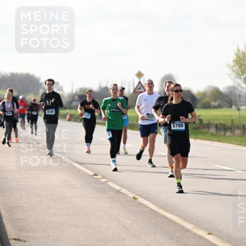 12.04.2026 - 45. Internationalen Wilhelmsburger Insellauf Dr. Thomas Lammeyer http://msf.ph/oto/9445982 12.04.2026 10:25:04 Laufen 4596, 4503, 5789 meine-sportfotos.de