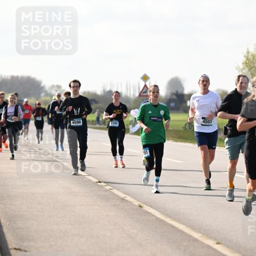 12.04.2026 - 45. Internationalen Wilhelmsburger Insellauf Dr. Thomas Lammeyer http://msf.ph/oto/9445992 12.04.2026 10:25:06 Laufen 4596, 4390, 4503, 5789, 101 meine-sportfotos.de