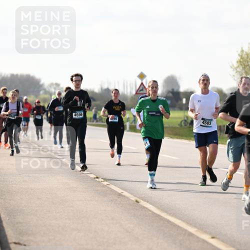12.04.2026 - 45. Internationalen Wilhelmsburger Insellauf Dr. Thomas Lammeyer http://msf.ph/oto/9445993 12.04.2026 10:25:06 Laufen 4596, 4390, 4503, 01, 5789 meine-sportfotos.de