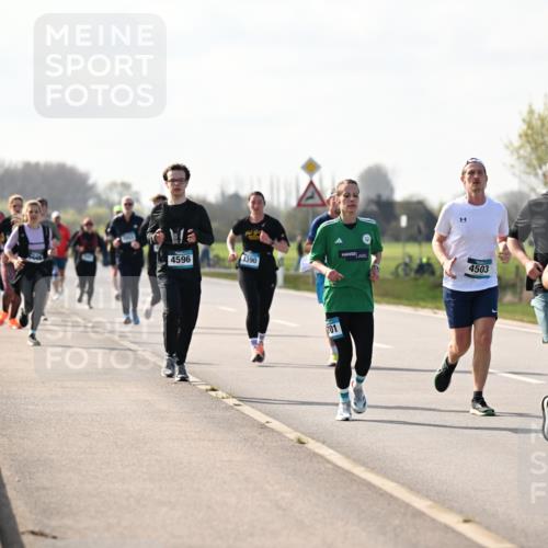 12.04.2026 - 45. Internationalen Wilhelmsburger Insellauf Dr. Thomas Lammeyer http://msf.ph/oto/9445995 12.04.2026 10:25:06 Laufen 4596, 1390, 701, 4503, 5789 meine-sportfotos.de