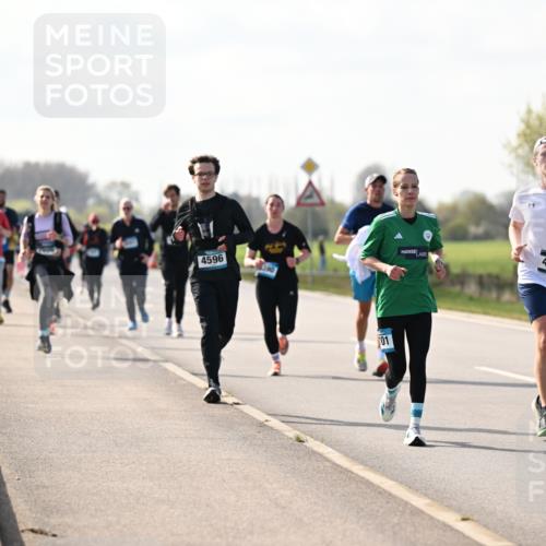 12.04.2026 - 45. Internationalen Wilhelmsburger Insellauf Dr. Thomas Lammeyer http://msf.ph/oto/9446000 12.04.2026 10:25:07 Laufen 4596, 090, 01, 4503 meine-sportfotos.de