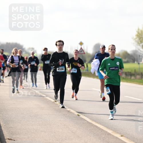 12.04.2026 - 45. Internationalen Wilhelmsburger Insellauf Dr. Thomas Lammeyer http://msf.ph/oto/9446003 12.04.2026 10:25:08 Laufen 4596, 4390, 101, 4503 meine-sportfotos.de