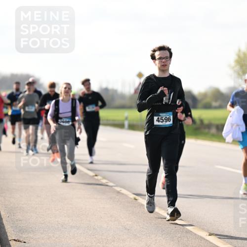 12.04.2026 - 45. Internationalen Wilhelmsburger Insellauf Dr. Thomas Lammeyer http://msf.ph/oto/9446017 12.04.2026 10:25:10 Laufen 4596, 01 meine-sportfotos.de