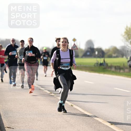 12.04.2026 - 45. Internationalen Wilhelmsburger Insellauf Dr. Thomas Lammeyer http://msf.ph/oto/9446028 12.04.2026 10:25:12 Laufen 2606, 4596 meine-sportfotos.de