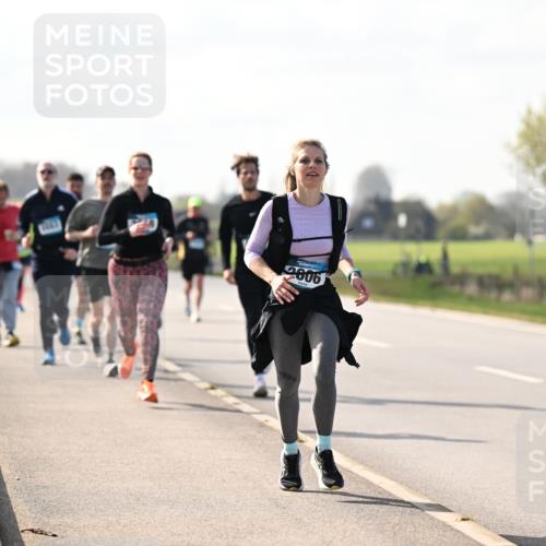 12.04.2026 - 45. Internationalen Wilhelmsburger Insellauf Dr. Thomas Lammeyer http://msf.ph/oto/9446031 12.04.2026 10:25:12 Laufen 2606, 4390 meine-sportfotos.de