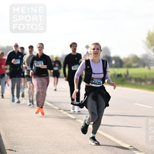 12.04.2026 - 45. Internationalen Wilhelmsburger Insellauf Dr. Thomas Lammeyer http://msf.ph/oto/9446033 12.04.2026 10:25:12 Laufen 2606 meine-sportfotos.de