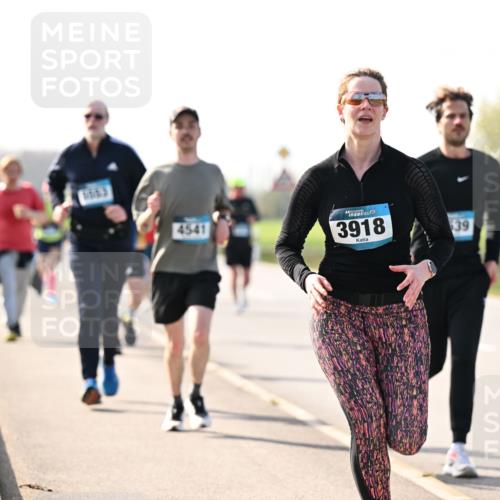 12.04.2026 - 45. Internationalen Wilhelmsburger Insellauf Dr. Thomas Lammeyer http://msf.ph/oto/9446054 12.04.2026 10:25:16 Laufen 4541, 3918 meine-sportfotos.de