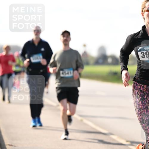 12.04.2026 - 45. Internationalen Wilhelmsburger Insellauf Dr. Thomas Lammeyer http://msf.ph/oto/9446057 12.04.2026 10:25:16 Laufen 46, 411, 3912 meine-sportfotos.de