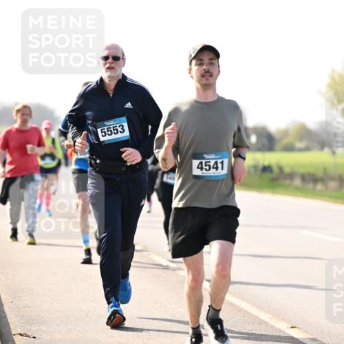 12.04.2026 - 45. Internationalen Wilhelmsburger Insellauf Dr. Thomas Lammeyer http://msf.ph/oto/9446062 12.04.2026 10:25:17 Laufen 5553, 4541 meine-sportfotos.de