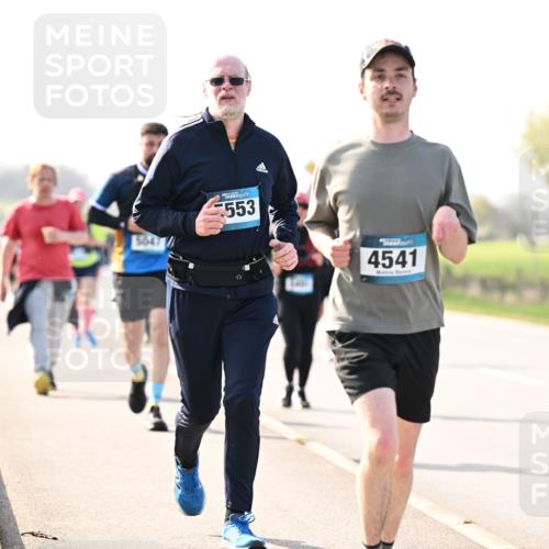 12.04.2026 - 45. Internationalen Wilhelmsburger Insellauf Dr. Thomas Lammeyer http://msf.ph/oto/9446065 12.04.2026 10:25:17 Laufen 5647, 553, 4541 meine-sportfotos.de