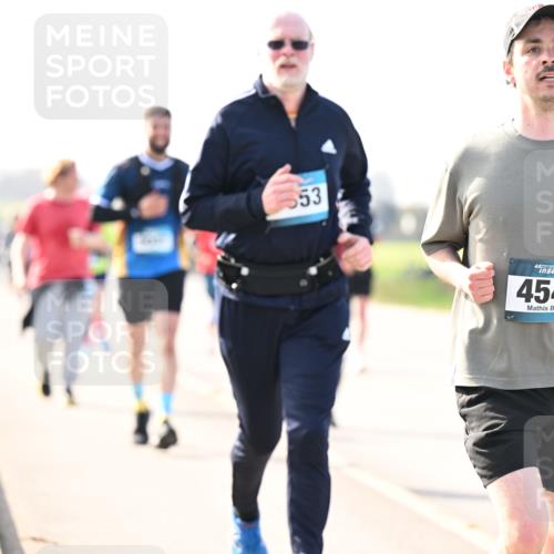 12.04.2026 - 45. Internationalen Wilhelmsburger Insellauf Dr. Thomas Lammeyer http://msf.ph/oto/9446070 12.04.2026 10:25:18 Laufen 553, 4541 meine-sportfotos.de