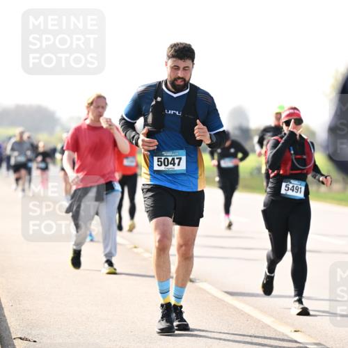 12.04.2026 - 45. Internationalen Wilhelmsburger Insellauf Dr. Thomas Lammeyer http://msf.ph/oto/9446079 12.04.2026 10:25:20 Laufen 5047, 5491 meine-sportfotos.de