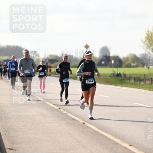 12.04.2026 - 45. Internationalen Wilhelmsburger Insellauf Dr. Thomas Lammeyer http://msf.ph/oto/9446088 12.04.2026 10:25:27 Laufen 3224, 2255, 5544 meine-sportfotos.de