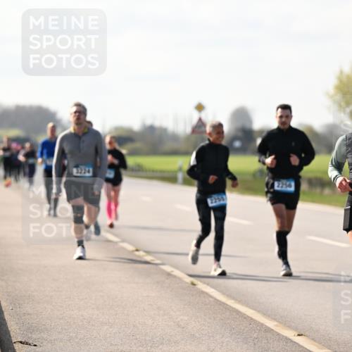 12.04.2026 - 45. Internationalen Wilhelmsburger Insellauf Dr. Thomas Lammeyer http://msf.ph/oto/9446105 12.04.2026 10:25:30 Laufen 5544 meine-sportfotos.de