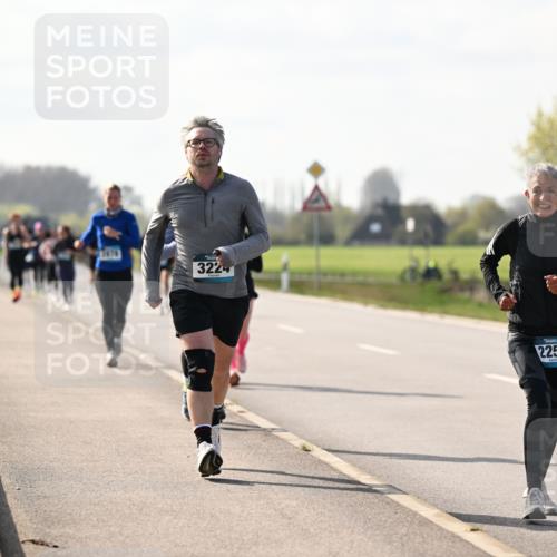 12.04.2026 - 45. Internationalen Wilhelmsburger Insellauf Dr. Thomas Lammeyer http://msf.ph/oto/9446115 12.04.2026 10:25:32 Laufen 3224, 2255, 225 meine-sportfotos.de