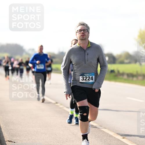 12.04.2026 - 45. Internationalen Wilhelmsburger Insellauf Dr. Thomas Lammeyer http://msf.ph/oto/9446127 12.04.2026 10:25:34 Laufen 3224 meine-sportfotos.de