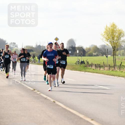 12.04.2026 - 45. Internationalen Wilhelmsburger Insellauf Dr. Thomas Lammeyer http://msf.ph/oto/9446156 12.04.2026 10:25:40 Laufen 3291, 5576, 2004, 2821, 97, 3674 meine-sportfotos.de