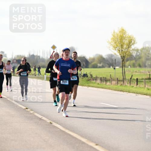 12.04.2026 - 45. Internationalen Wilhelmsburger Insellauf Dr. Thomas Lammeyer http://msf.ph/oto/9446165 12.04.2026 10:25:41 Laufen 291, 3574, 2004, 31, 2821, 3674 meine-sportfotos.de