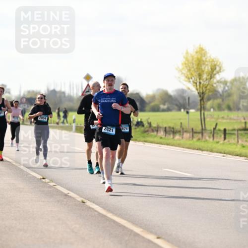 12.04.2026 - 45. Internationalen Wilhelmsburger Insellauf Dr. Thomas Lammeyer http://msf.ph/oto/9446166 12.04.2026 10:25:41 Laufen 3291, 5576, 2004, 313, 2821, 674 meine-sportfotos.de
