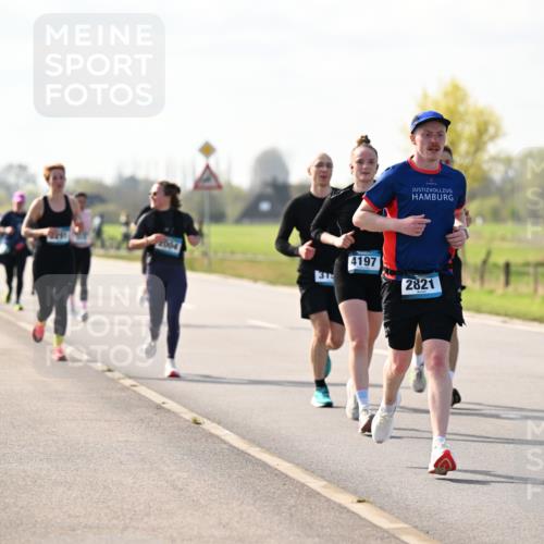 12.04.2026 - 45. Internationalen Wilhelmsburger Insellauf Dr. Thomas Lammeyer http://msf.ph/oto/9446177 12.04.2026 10:25:43 Laufen 31, 4197, 2821 meine-sportfotos.de