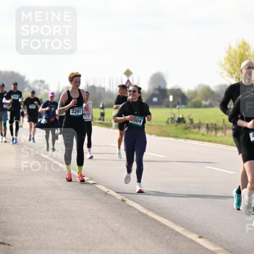 12.04.2026 - 45. Internationalen Wilhelmsburger Insellauf Dr. Thomas Lammeyer http://msf.ph/oto/9446184 12.04.2026 10:25:44 Laufen 3291, 557, 004, 4197, 282 meine-sportfotos.de