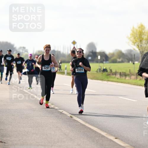 12.04.2026 - 45. Internationalen Wilhelmsburger Insellauf Dr. Thomas Lammeyer http://msf.ph/oto/9446186 12.04.2026 10:25:44 Laufen 3291, 2004, 4197, 30 meine-sportfotos.de
