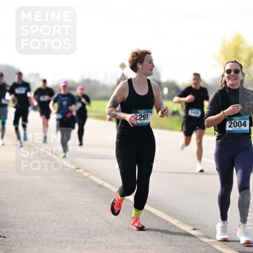 12.04.2026 - 45. Internationalen Wilhelmsburger Insellauf Dr. Thomas Lammeyer http://msf.ph/oto/9446203 12.04.2026 10:25:47 Laufen 291, 2004 meine-sportfotos.de