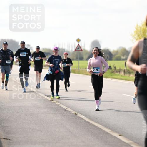 12.04.2026 - 45. Internationalen Wilhelmsburger Insellauf Dr. Thomas Lammeyer http://msf.ph/oto/9446212 12.04.2026 10:25:49 Laufen 318, 2598, 5576, 3291 meine-sportfotos.de