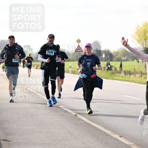 12.04.2026 - 45. Internationalen Wilhelmsburger Insellauf Dr. Thomas Lammeyer http://msf.ph/oto/9446227 12.04.2026 10:25:51 Laufen 3183, 2598, 2055, 5576 meine-sportfotos.de