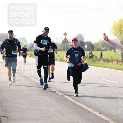 12.04.2026 - 45. Internationalen Wilhelmsburger Insellauf Dr. Thomas Lammeyer http://msf.ph/oto/9446228 12.04.2026 10:25:51 Laufen 3183, 2598, 055, 5576 meine-sportfotos.de