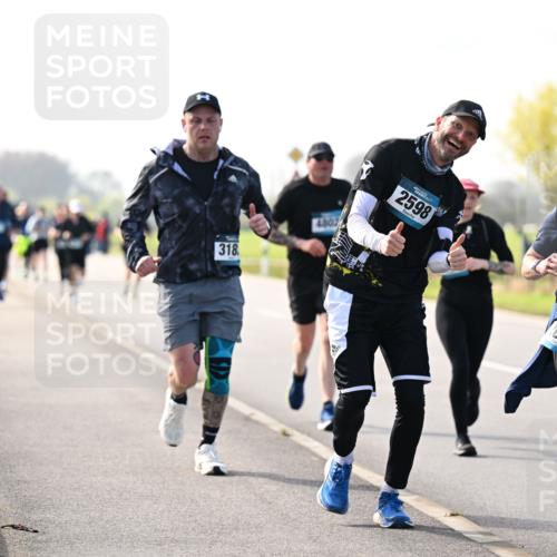 12.04.2026 - 45. Internationalen Wilhelmsburger Insellauf Dr. Thomas Lammeyer http://msf.ph/oto/9446244 12.04.2026 10:25:54 Laufen 318, 2598, 055 meine-sportfotos.de
