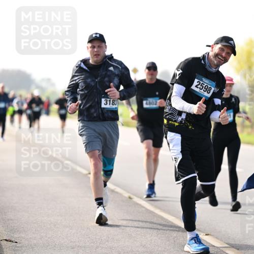 12.04.2026 - 45. Internationalen Wilhelmsburger Insellauf Dr. Thomas Lammeyer http://msf.ph/oto/9446246 12.04.2026 10:25:54 Laufen 3183, 4802, 2598, 055 meine-sportfotos.de