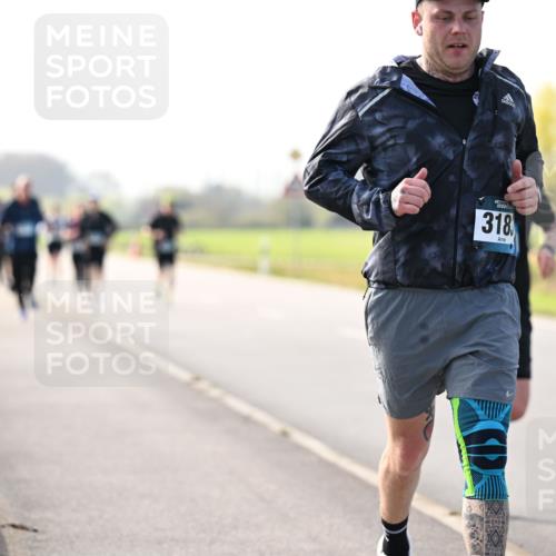 12.04.2026 - 45. Internationalen Wilhelmsburger Insellauf Dr. Thomas Lammeyer http://msf.ph/oto/9446256 12.04.2026 10:25:56 Laufen 45, 318 meine-sportfotos.de