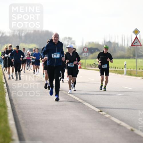 12.04.2026 - 45. Internationalen Wilhelmsburger Insellauf Dr. Thomas Lammeyer http://msf.ph/oto/9446260 12.04.2026 10:25:59 Laufen 5, 5771, 5618, 5822 meine-sportfotos.de